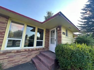 Main picture of 4323 Laverne Ave