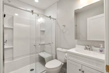 Main picture of 86 Marine Rd