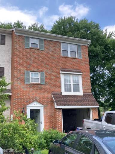 Main picture of 5091 W Woodmill Dr