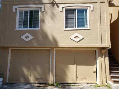 Main picture of 1282 A St
