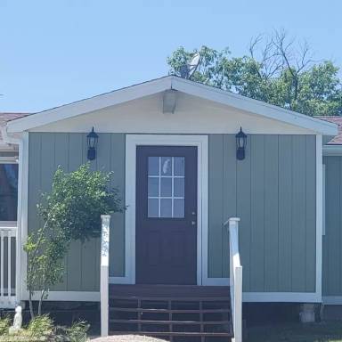 Main picture of 5825 N Meridian Rd
