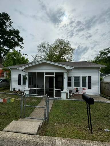 Main picture of 134 Field Ave