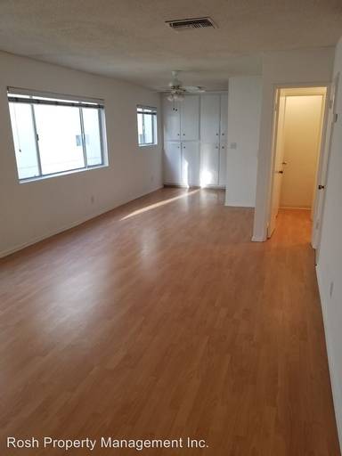 Main picture of 1206 S Holt Ave