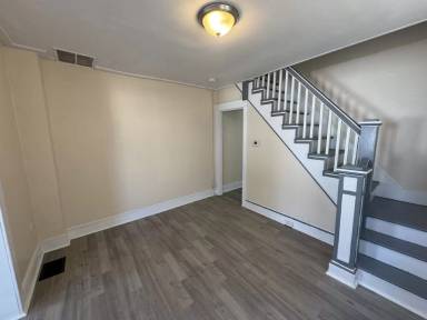 Main picture of 235 East Ave