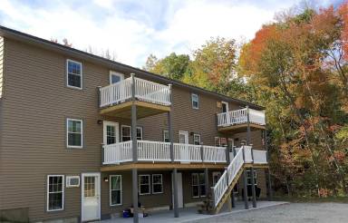 Main picture of 152 Main Street - 9