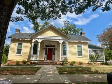 Main picture of 306 N 6th St