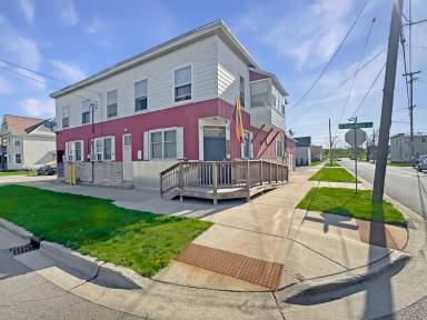 Main picture of 1300 Hamilton Ave NW