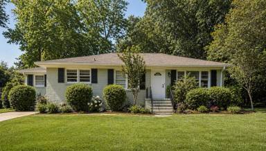 Main picture of 129 Westover Dr