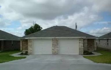 Main picture of 940 Ramblewood St