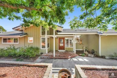 Main picture of 10140 Hillcrest Rd