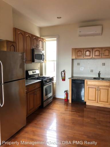 Main picture of 1216 S Broad St