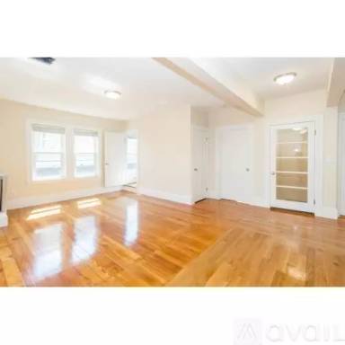Main picture of 17 Falkland St