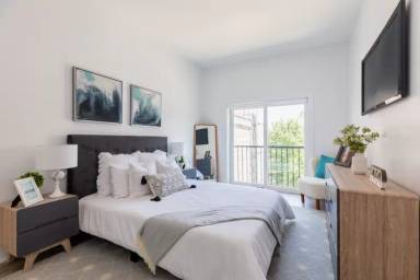 Main picture of 378 Communipaw Ave