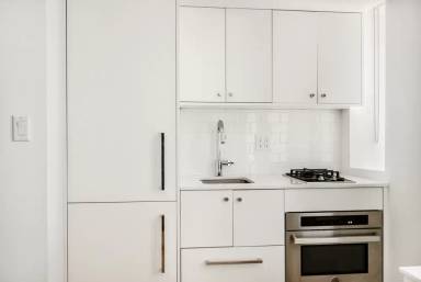 Main picture of 225 W 23rd St Apartments