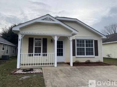 Main picture of 808 Crystal Wells Ct S