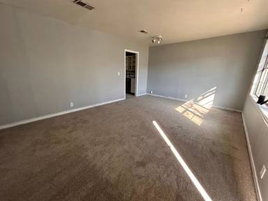 Main picture of 4269 S Cumberland St
