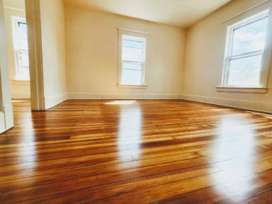 Main picture of 754 Chenango St
