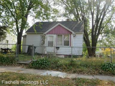 Main picture of 406 Lester St