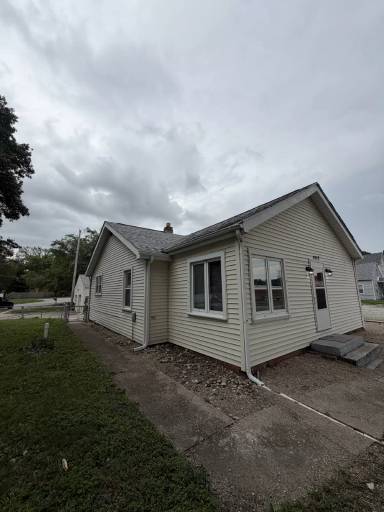 Main picture of 1412 N Harris Ave