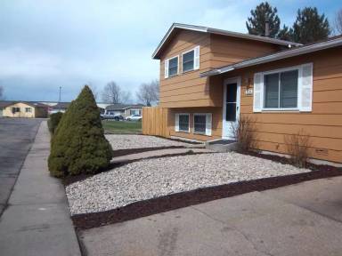 Main picture of 708 Tracey Pkwy