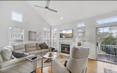 Main picture of 13814 King Frederick Way
