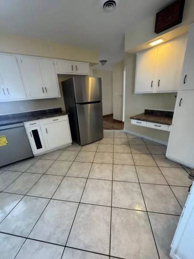Main picture of 3204 Buckingham Dr