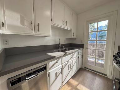 Main picture of 924 Gaviota Ave