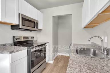Main picture of 241 Linden St