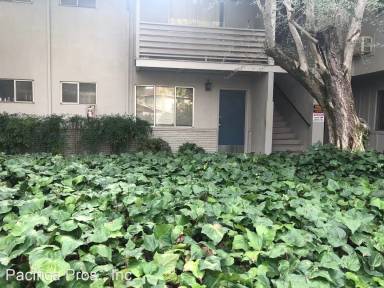 Main picture of 2933 Eastern Ave