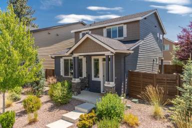 Main picture of 20581 SE Evian Ave