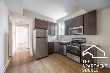 Main picture of 2814 N Troy St