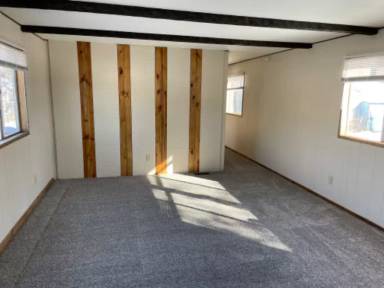 Main picture of 4664 Highway 30 W