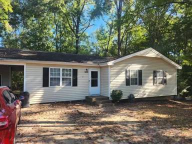 Main picture of 5609 Neuse St