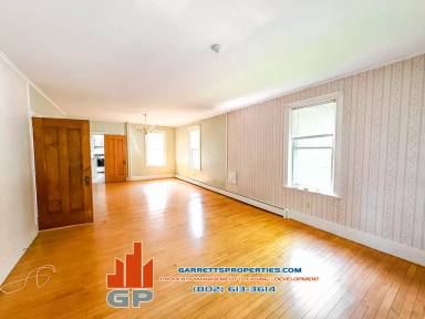 Main picture of 203 S Main St
