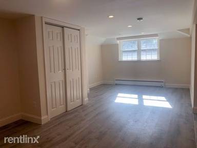 Main picture of 4815 Washington St