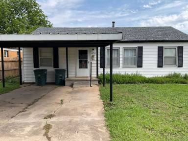 Main picture of 4713 SE 23rd St