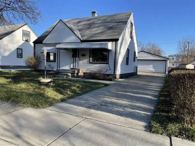 Main picture of 14025 Leonard Ave