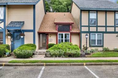 Main picture of 78 Chelsea Cir