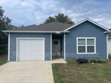 Main picture of 1009 Dubois St