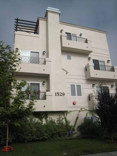 Main picture of 1529 S Beverly Dr