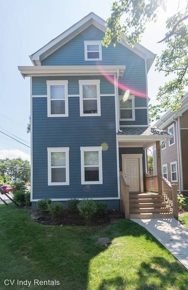 Main picture of 933 N California St