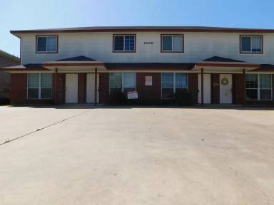 Main picture of 2000 Monte Carlo Ln