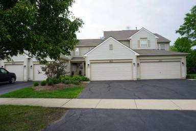 Main picture of 2833 Vernal Ln