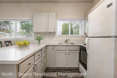 Main picture of 108 105th St SE
