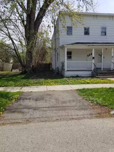 Main picture of 109 Chestnut St