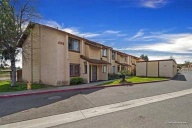 Main picture of 5190 N River Rd