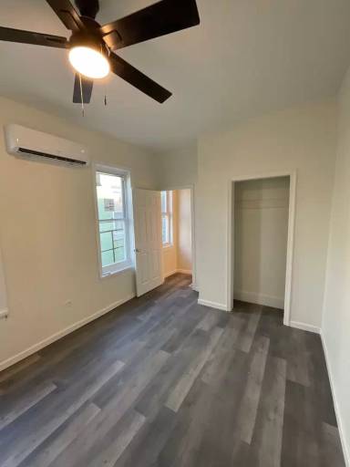 Main picture of 353 W Greenwich St