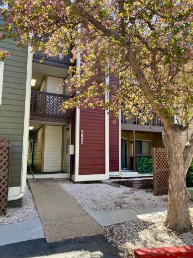 Main picture of 2892 Shadow Creek Dr