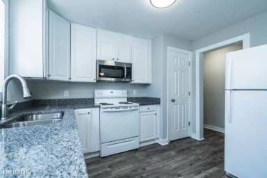 Main picture of 710 Lee St