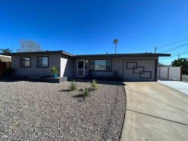 Main picture of 5001 Roscrea Ave